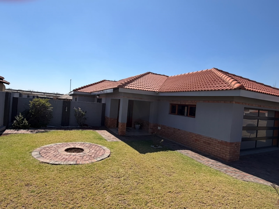 3 Bedroom Property for Sale in Waterkloof North West